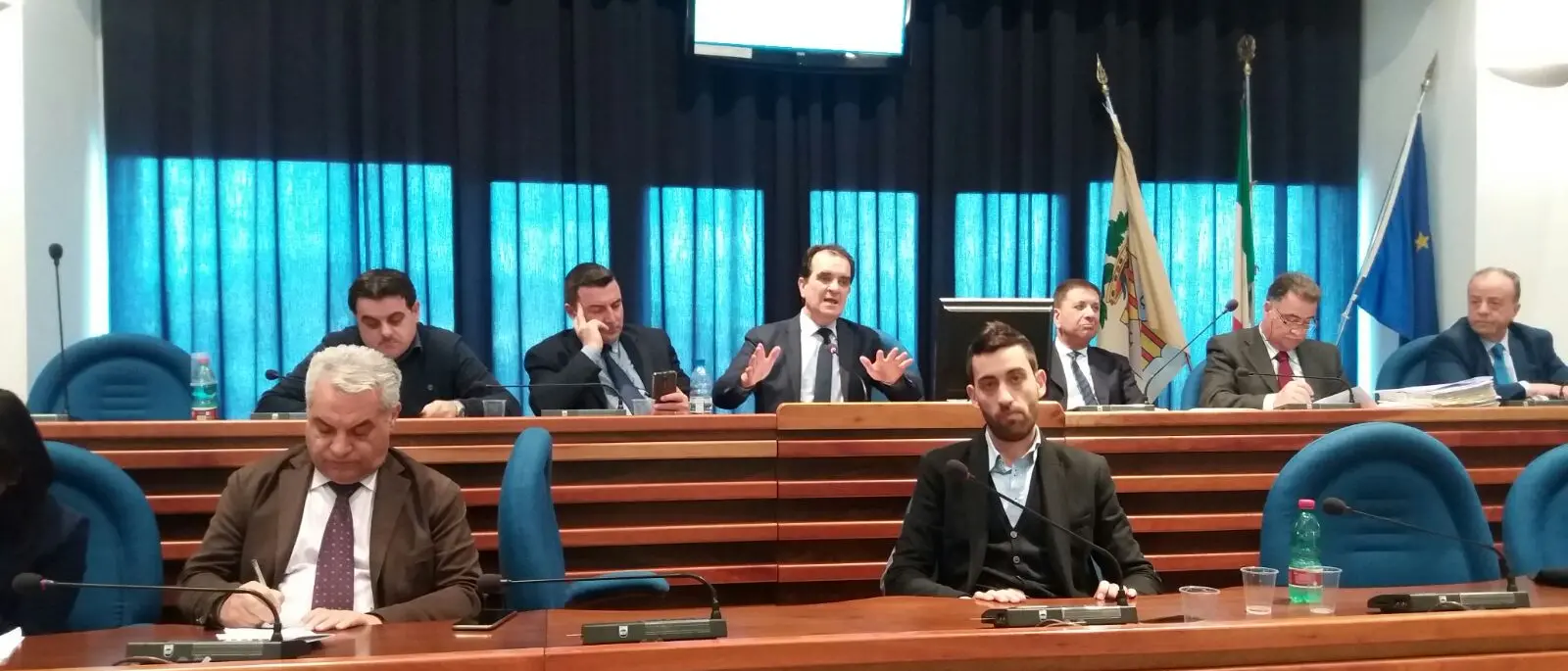 Catanzaro, consiglio provinciale: riconosciuta la legittimità di 32 interventi