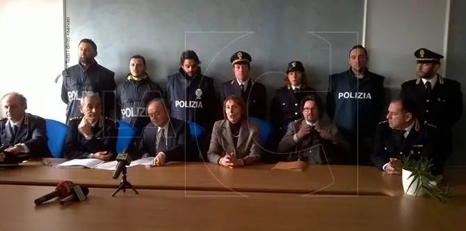 Lamezia, estorsioni e intimidazioni: arrestati dodici esponenti della cosca Giampà (NOMI-FOTO)