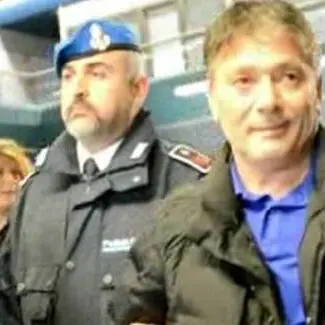 ‘Ndrangheta: “guerra” fra i Mancuso, i perché della fuga del boss in Argentina