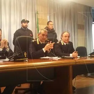 Furto, ricettazione e riciclaggio: sei arresti a Catanzaro (NOMI-FOTO)