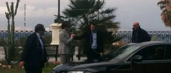 Visita a sorpresa dell’ex premier a Reggio: Renzi a passeggio con Falcomatà (FOTO)