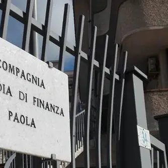 Paola, attribuzione fittizia di beni e aziende: 14 arresti e 12 società sequestrate