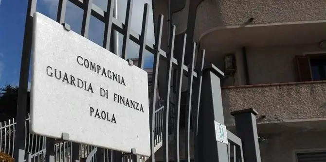 Paola, attribuzione fittizia di beni e aziende: 14 arresti e 12 società sequestrate