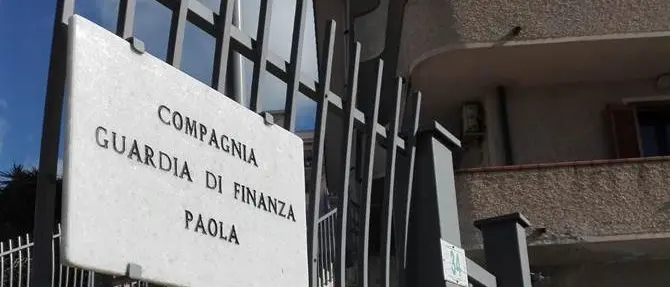 Paola, attribuzione fittizia di beni e aziende: 14 arresti e 12 società sequestrate