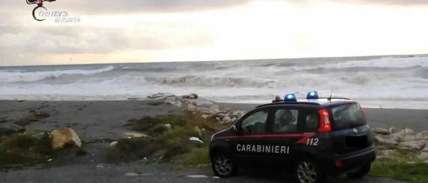 Lamezia, una donna tenta il suicidio: salvata dai carabinieri