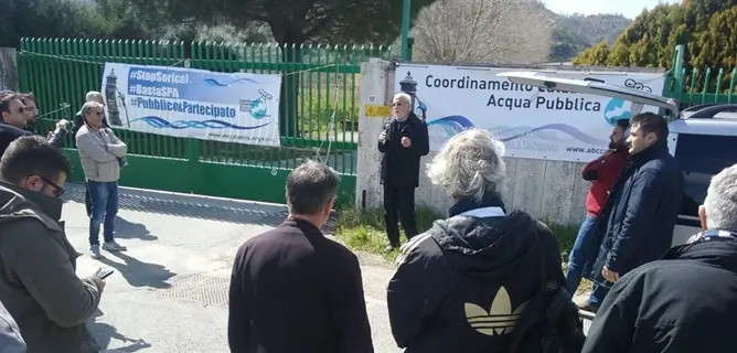 Acqua pubblica, a Catanzaro manifestazione per la riforma di Sorical