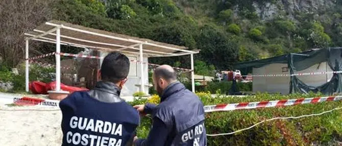 Manufatti abusivi nei pressi del faro di Capo Vaticano nel Vibonese: sequestrata area