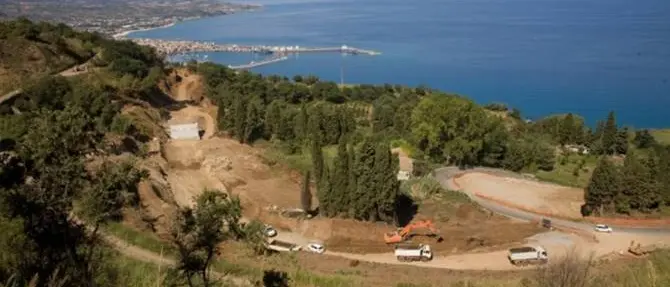 Vibo: “Strada del mare”: Cassazione conferma il sequestro dei beni agli indagati