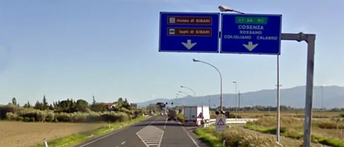 Ss 106, Ferro: «Ritirato il finanziamento del tratto Roseto Capo Spulico»