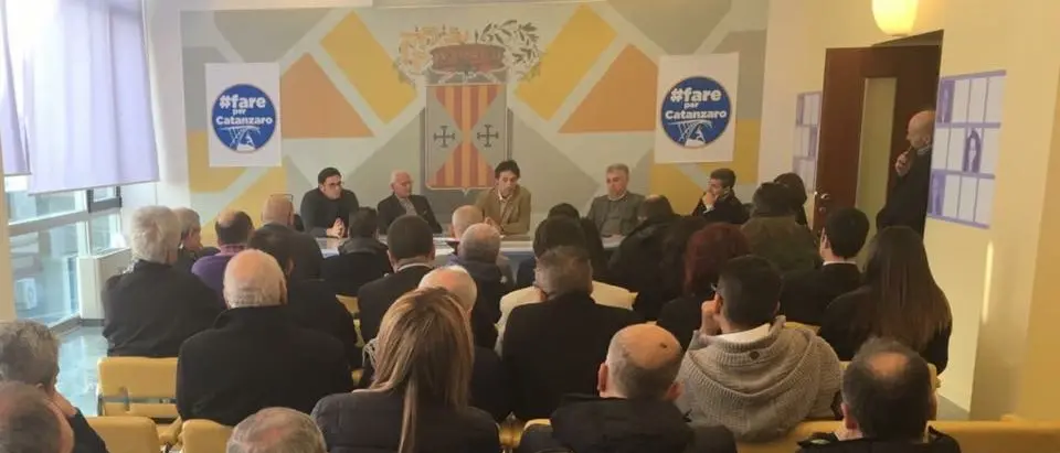 Amministrative, Fare per Catanzaro incontra Enzo Ciconte