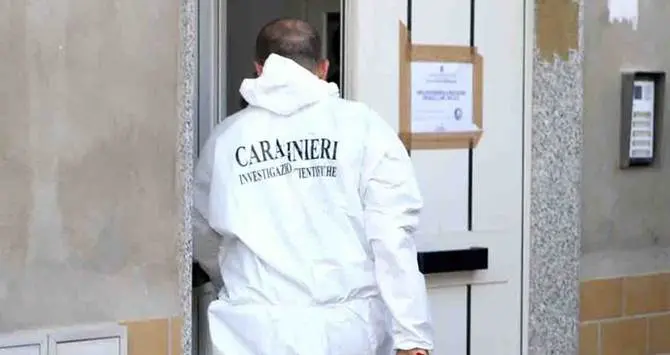 Omicidio Lettieri, oggi le analisi sulla ciocca di capelli dell'assassino