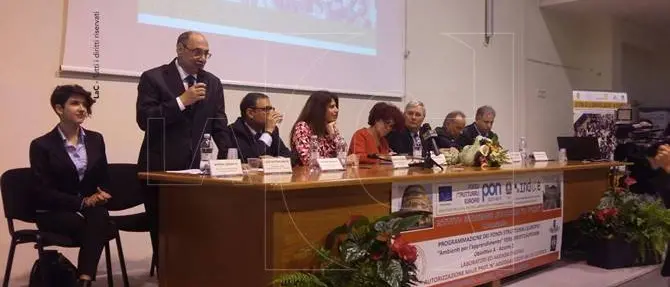 Il ministro dell’Istruzione a Catanzaro: «Stiamo applicando la Buona scuola nelle sue parti migliori»