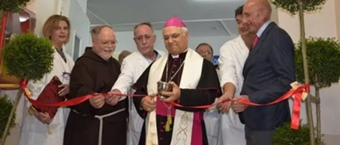 Catanzaro, al “Pugliese” inaugurazione dei reparti ristrutturati (VIDEO)