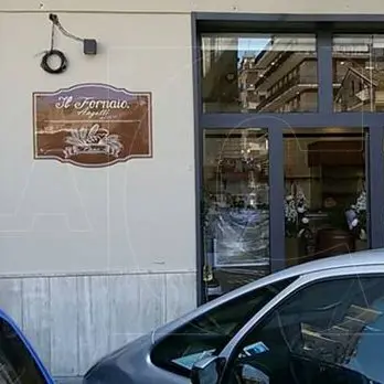 Lamezia, dopo l’intimidazione riapre “Il Fornaio”: «La legalità e l’onestà vinceranno sempre»