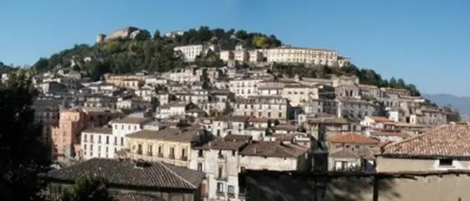 Cosenza, nuovo crollo nel centro storico