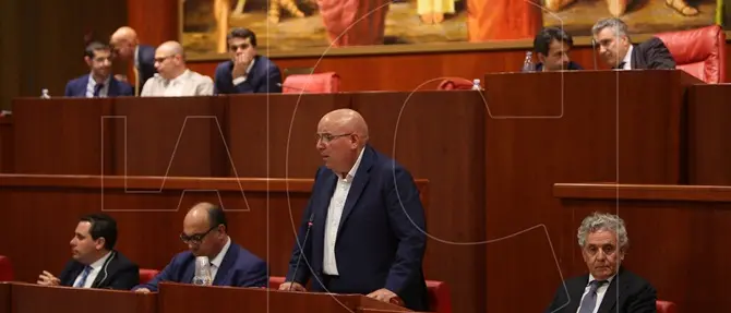 Consiglio regionale: legge Delrio sulle province ed emergenza immigrazione FOTO