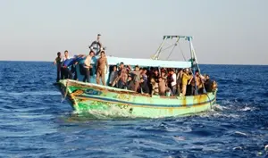 Crotone, in arrivo 700 migranti VIDEO