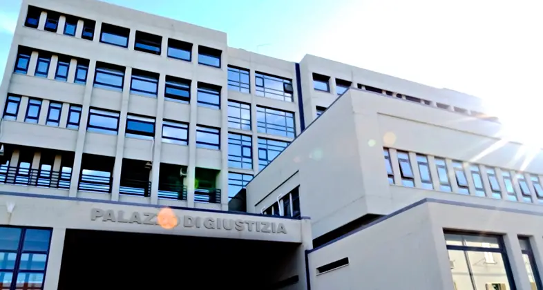 Fuscaldo, fu accusato di indebita percezione del reddito di cittadinanza:\u00A0assolto perché “Il fatto non sussiste”\n