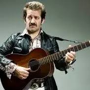 Torna la musica di Peppe Voltarelli a Vibo Valentia
