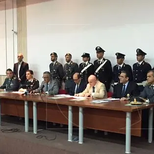 Giochi online per riciclare denaro sporco. Maxi operazione della Dda: 41 arresti NOMI