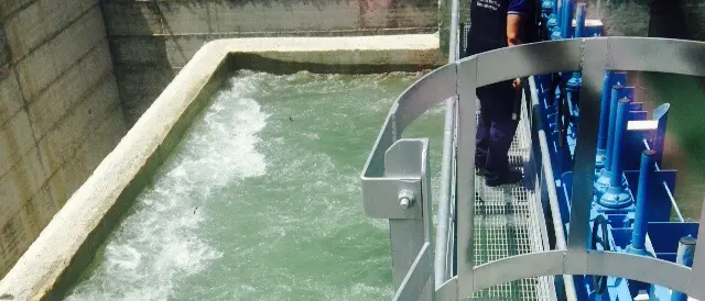 Mare sporco a Sellia Marina: impegno costante del consorzio di Bonifica