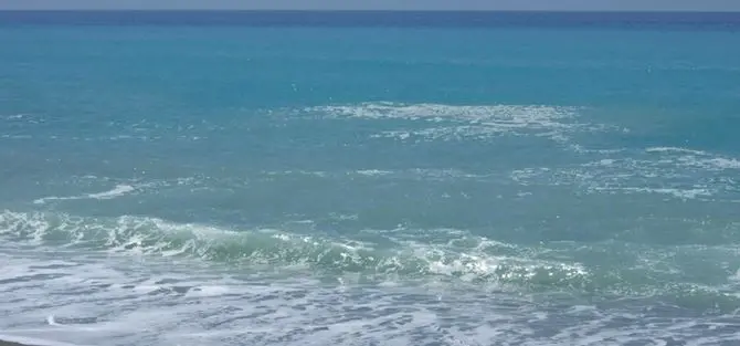 Mare sporco in Calabria: la bocciatura di Legambiente VIDEO