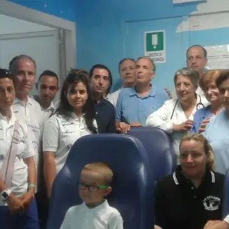 Ospedale di Vibo: donate tre poltrone relax al reparto pediatrico VIDEO