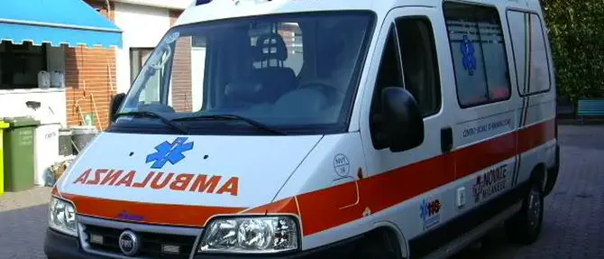 Cosenza, incidente sulla 106: tre feriti VIDEO