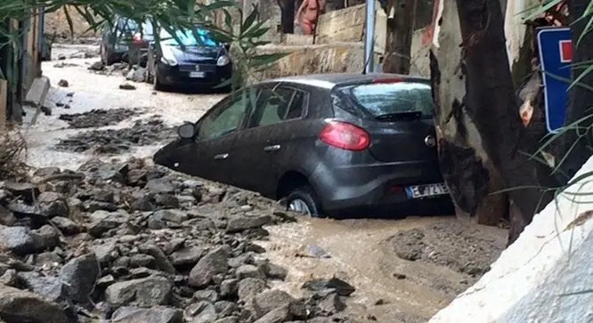 Il maltempo devasta Caminia FOTO