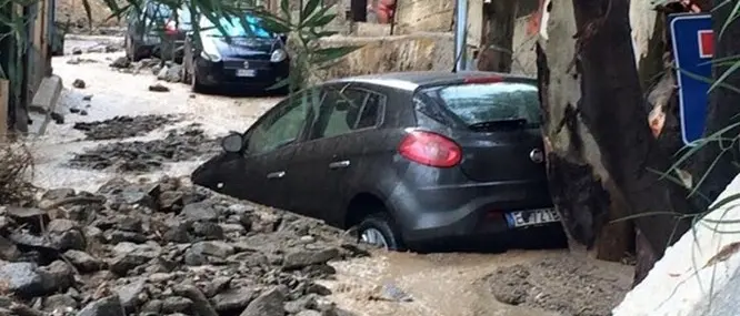 Il maltempo devasta Caminia FOTO