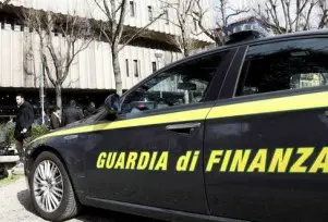 GIRO DI VITE DELLA GUARDIA DI FINANZA: SEQUESTRATI BENI PER 3,6 MILIONI