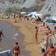Transessuali discriminati a Isola Capo Rizzuto?