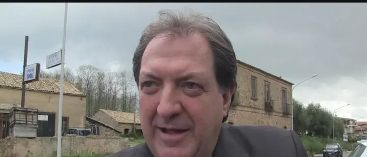 VIBO, UNA CITTA' AL COLLASSO. TALARICO (PD): 'D'AGOSTINO COME SCHETTINO'