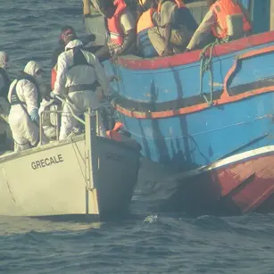 Sbarco migranti a Reggio, fermato presunto scafista