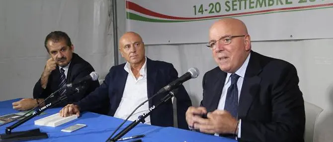 Oliverio: ‘Riace e Acquaformosa modello di accoglienza’ VIDEO