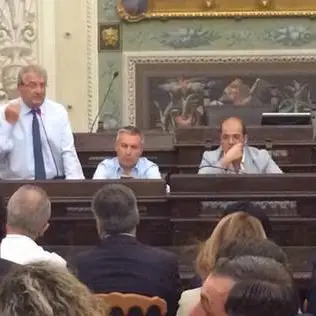 Dall'assemblea regionale del Pd Magorno e Oliverio contro Scura e Urbani VIDEO