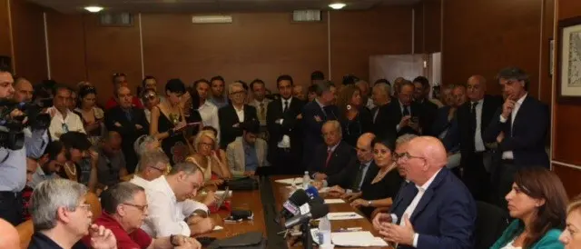 Sanità: fatte le nomine, per ora cambia poco. Oliverio si allontana al momento della nomina VIDEO