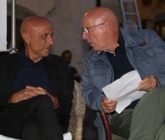 Minniti blinda Oliverio e allinea il PD