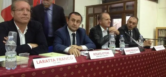 Ettore Rosato (Pd) visita l'azienda vitivinicola Librandi di Cirò