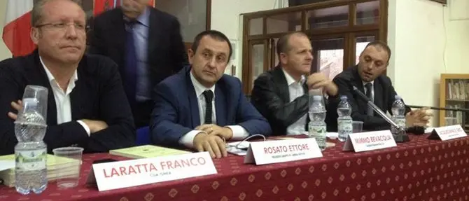 Ettore Rosato (Pd) visita l'azienda vitivinicola Librandi di Cirò