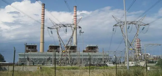 Protesta operai centrale Rossano, Enel: ' i lavoratori saranno coinvolti in base alle esigenze della centrale'