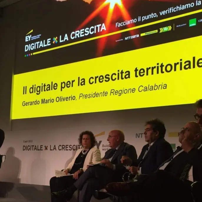 Il Presidente Oliverio a Capri per il Convegno Digitale X la Crescita. Facciamo il punto, verifichiamo la Rotta