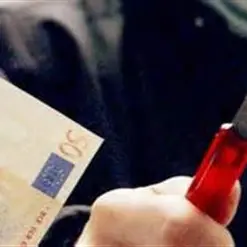 RAPINA IN BANCA A ROGLIANO, IN MANETTE UNO DEI DUE PRESUNTI LADRI