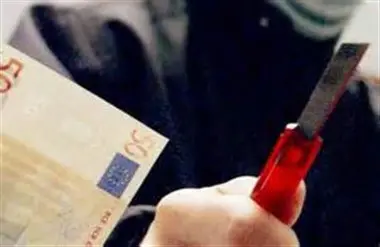 RAPINA IN BANCA A ROGLIANO, IN MANETTE UNO DEI DUE PRESUNTI LADRI
