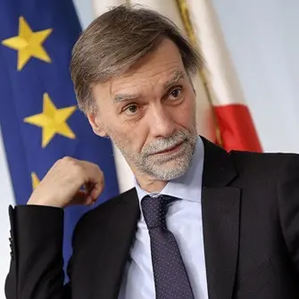 Infrastrutture, Delrio: 'L'asse ferroviario Salerno-Battipaglia-Reggio Calabria è tra le priorità del Governo' VIDEO