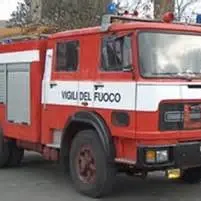 LAMEZIA TERME: IN FIAMME AUTO AGENTE PENITENZIARIO