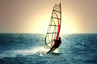 WINDSURF: TRICOLORE IN CALABRIA