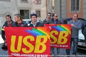 ANCORA NIENTE STIPENDI, LSU E LPU DOMANI PRESIDIERANNO PALAZZO CAMPANELLA