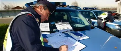 CONTROLLI DELLA POLSTRADA NEL VIBONESE: RITIRATE 7 PATENTI