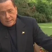 REGIONALI, NODO-CANDIDATURA: BERLUSCONI SFOGLIA LA MARGHERITA. GLI AZZURRI ALLA CORTE DI SILVIO